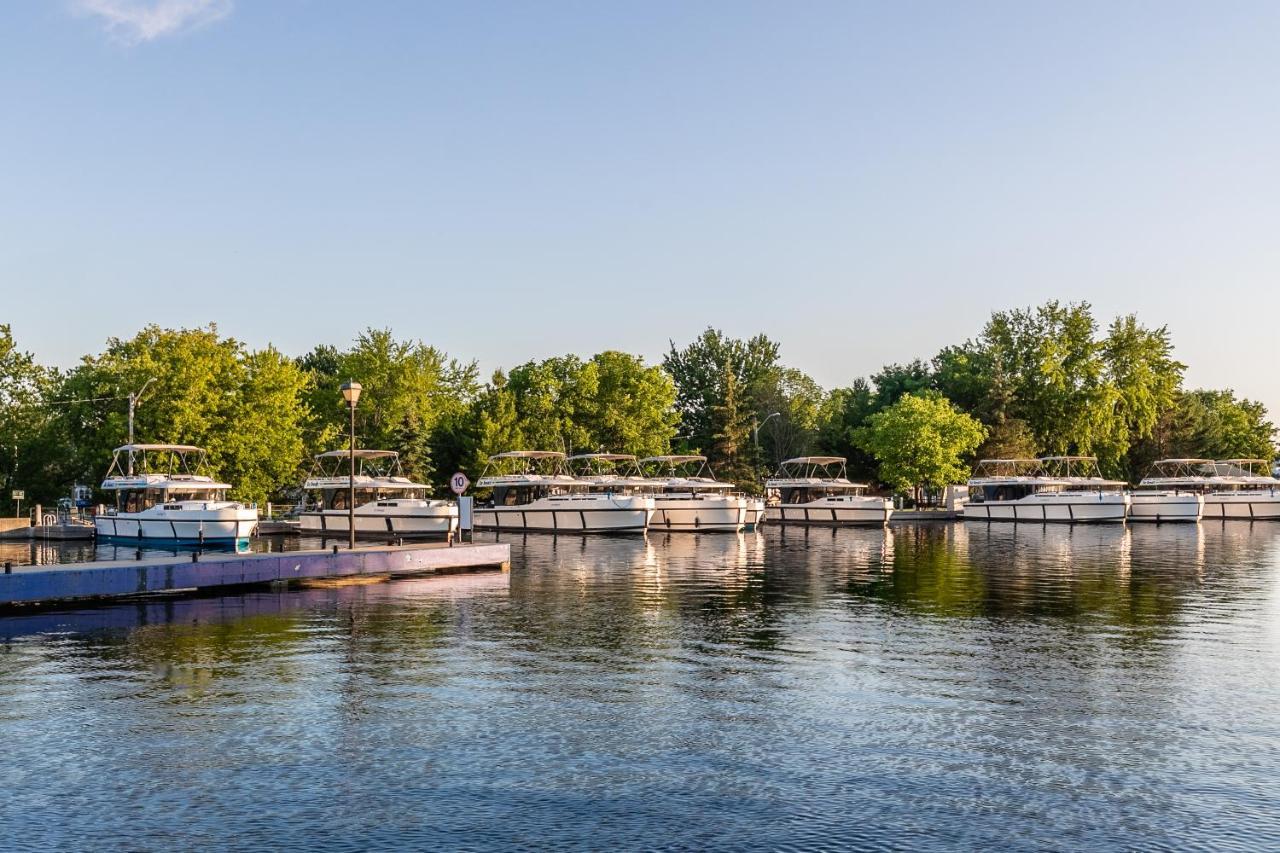 Luxury Rideau Apartments By Globalstay Smiths Falls Exterior foto